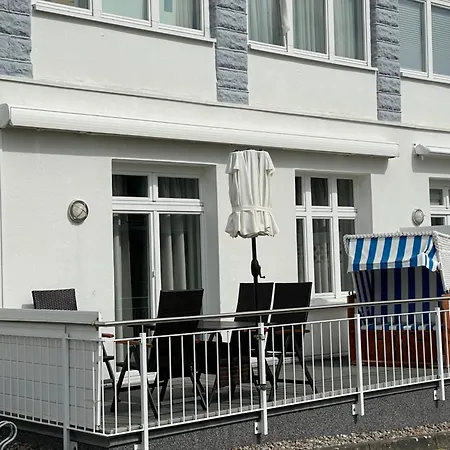Käpt'n Pugs Kajüte Auf Rügen Apartment